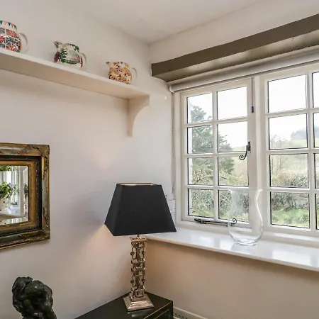 The Old Post House בית נופש *