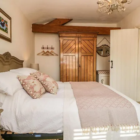 The Old Post House グレンジ・オーバー・サンズ