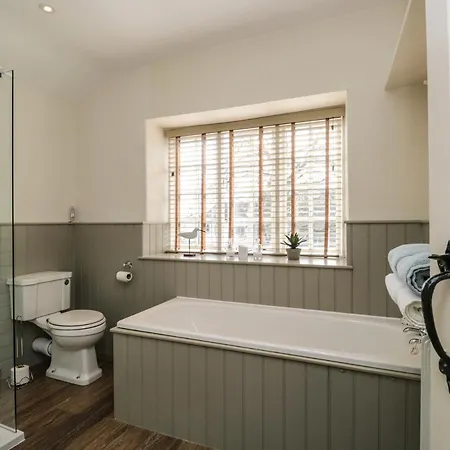 The Old Post House בית נופש Grange-over-Sands